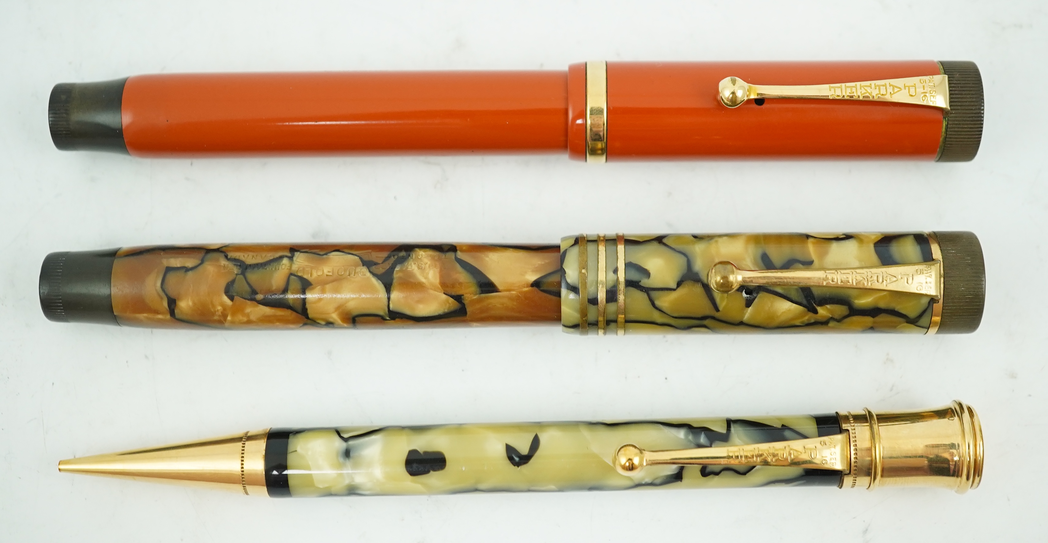 Two Parker Duofold Lucky Curve Senior pens plus pencil